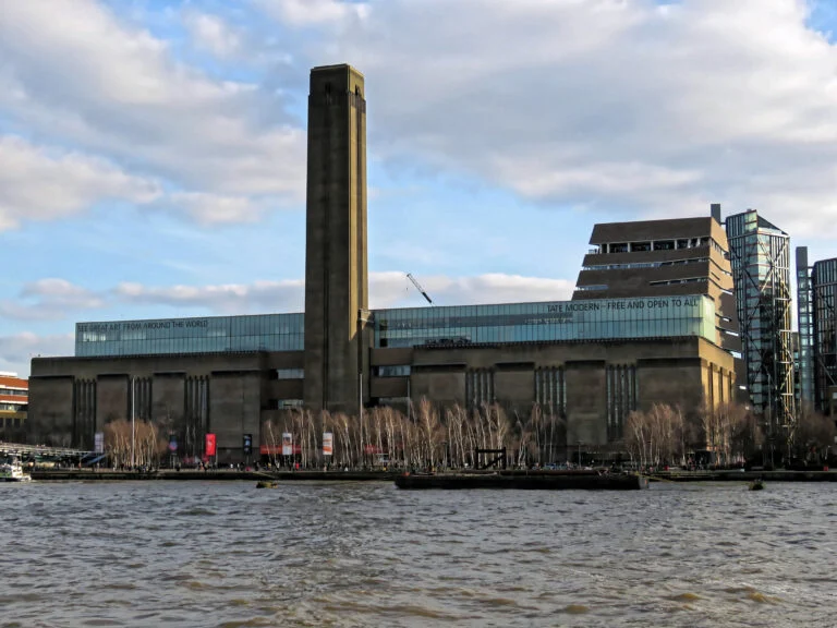Tate Modern real photo