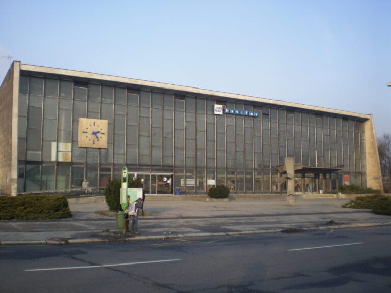 Havířov, vlakové nádraží, budova