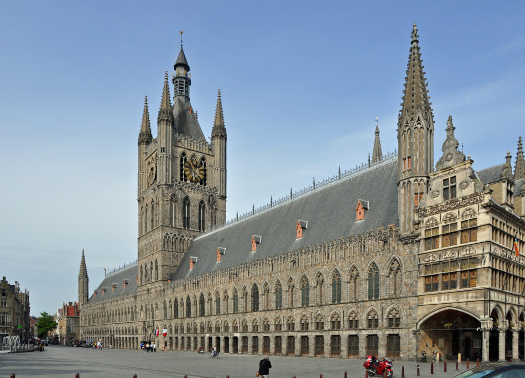 Ieper Lakenhal R02