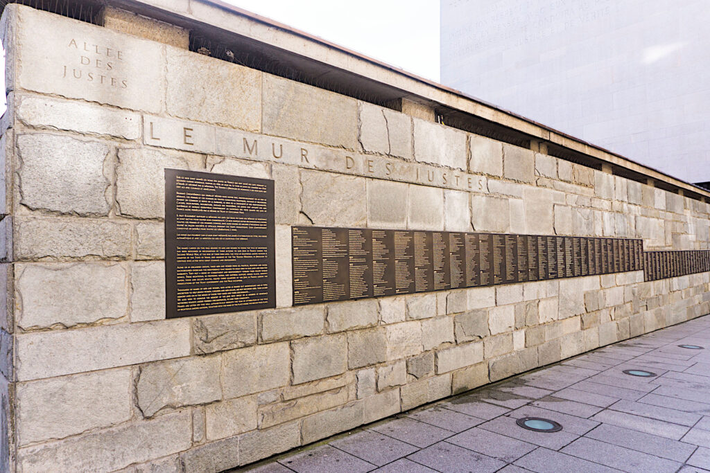 The Wall of the Righteous