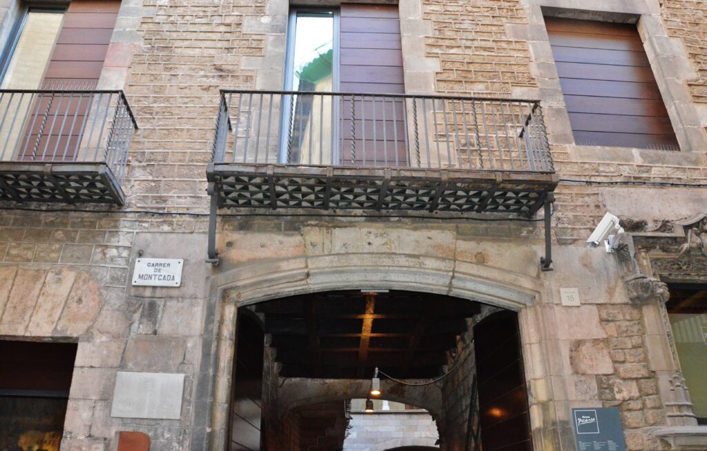 WLM14ES - Museu Picasso, Ciutat Vella, Barcelona - MARIA ROSA FERRE (2)