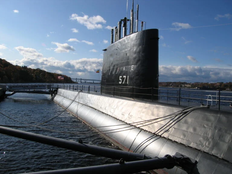 USS Nautilus SSN571