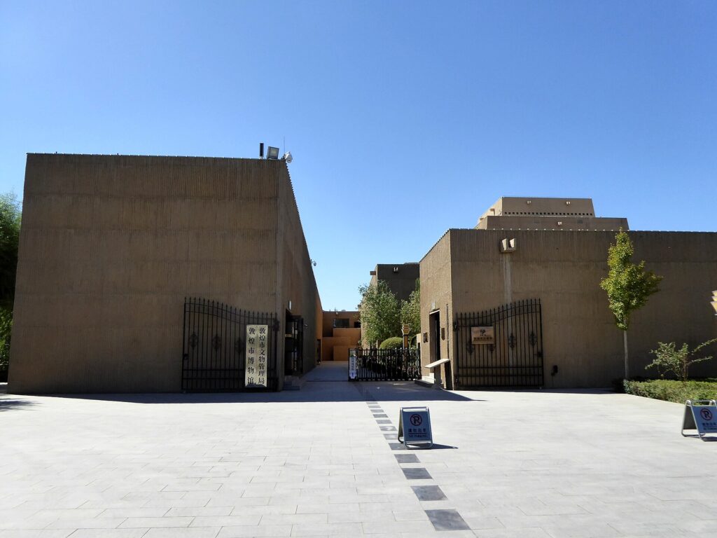 Dunhuang Museum China 敦煌博物馆 - panoramio (1)