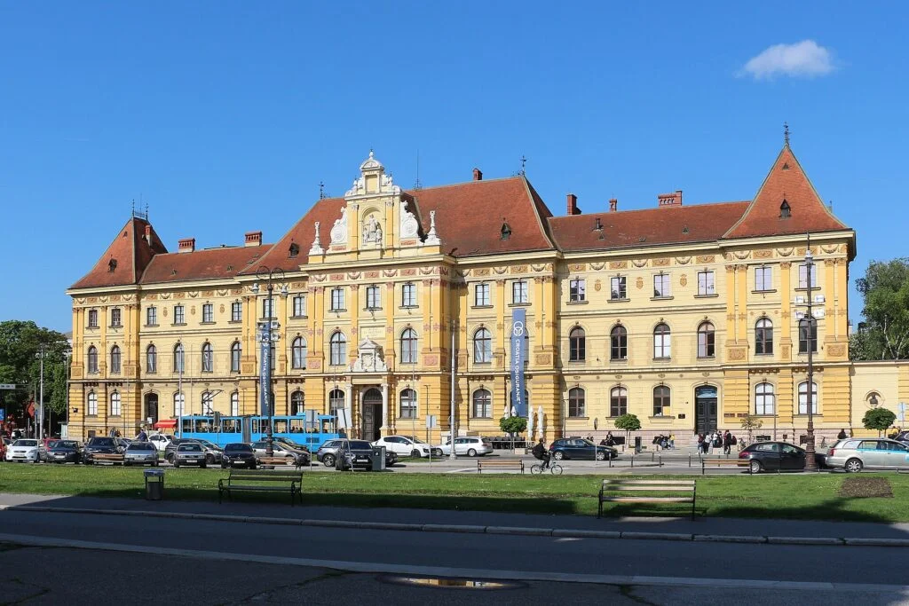 Arts and Crafts Museum in Zagreb 02
