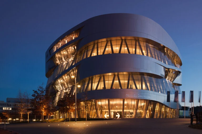 Mercedes-Benz Museum 201312 08 blue hour