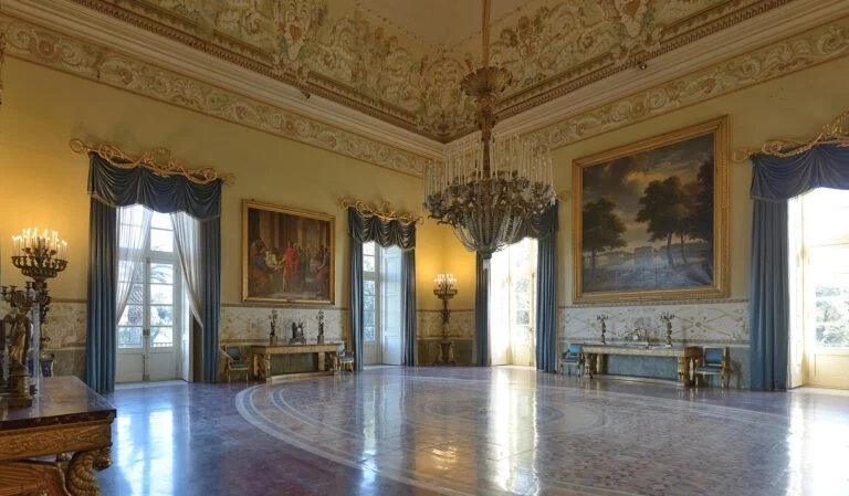 Salone della Culla nel Museo di Capodimonte a Napoli