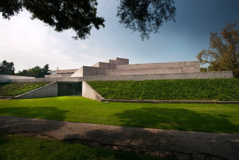 MUSEO TAMAYO - ARQUITECTURA