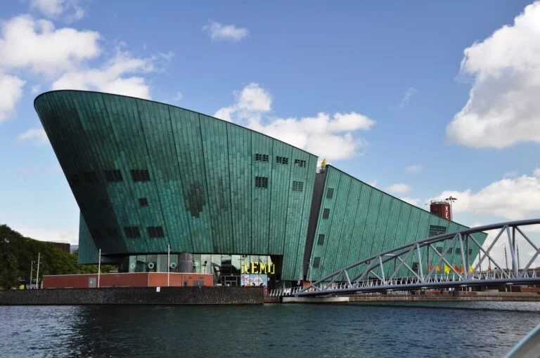 Armsterdam - panoramio