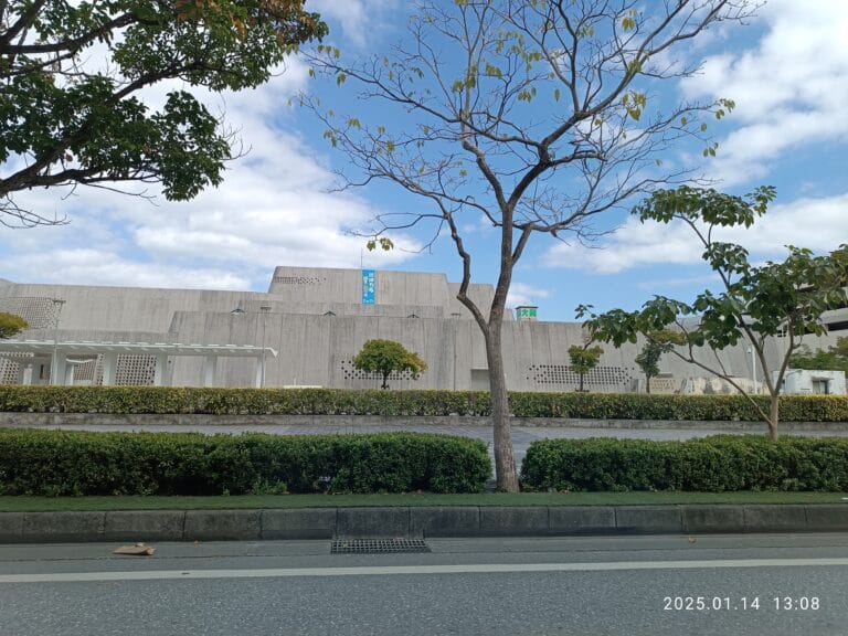 JP 日本 Japan 沖繩 OKINAWA 那霸 Naha 久茂田 Kumoji Chome taxi to 永旺 AEON Mall 1304pm January 2025 R12S 30