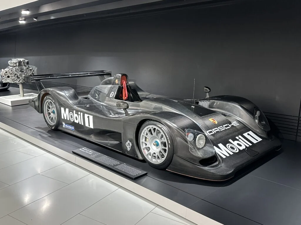Porsche LMP2000-9R3 - Stuttgart Museum