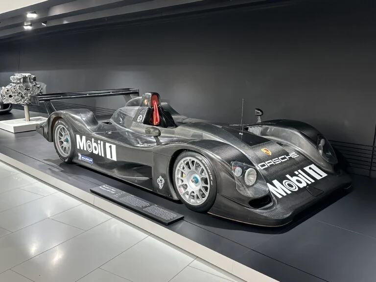 Porsche LMP2000-9R3 - Stuttgart Museum