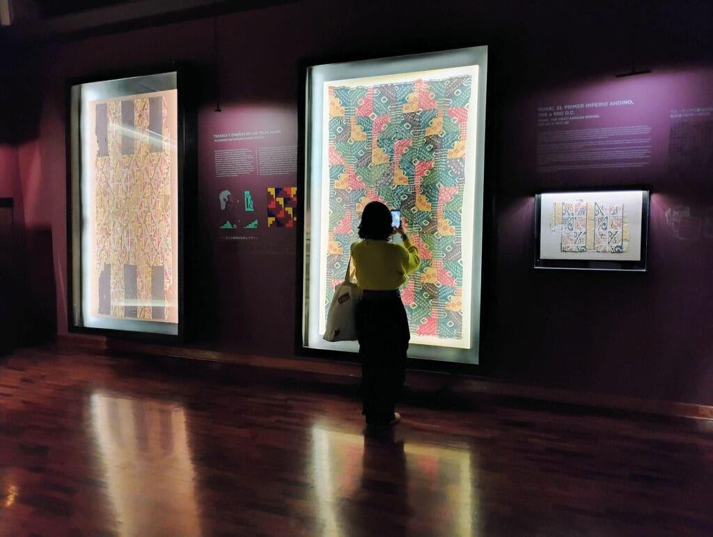 Visita al Museo Amano, textiles del antiguo Perú, Miraflores, Lima 09